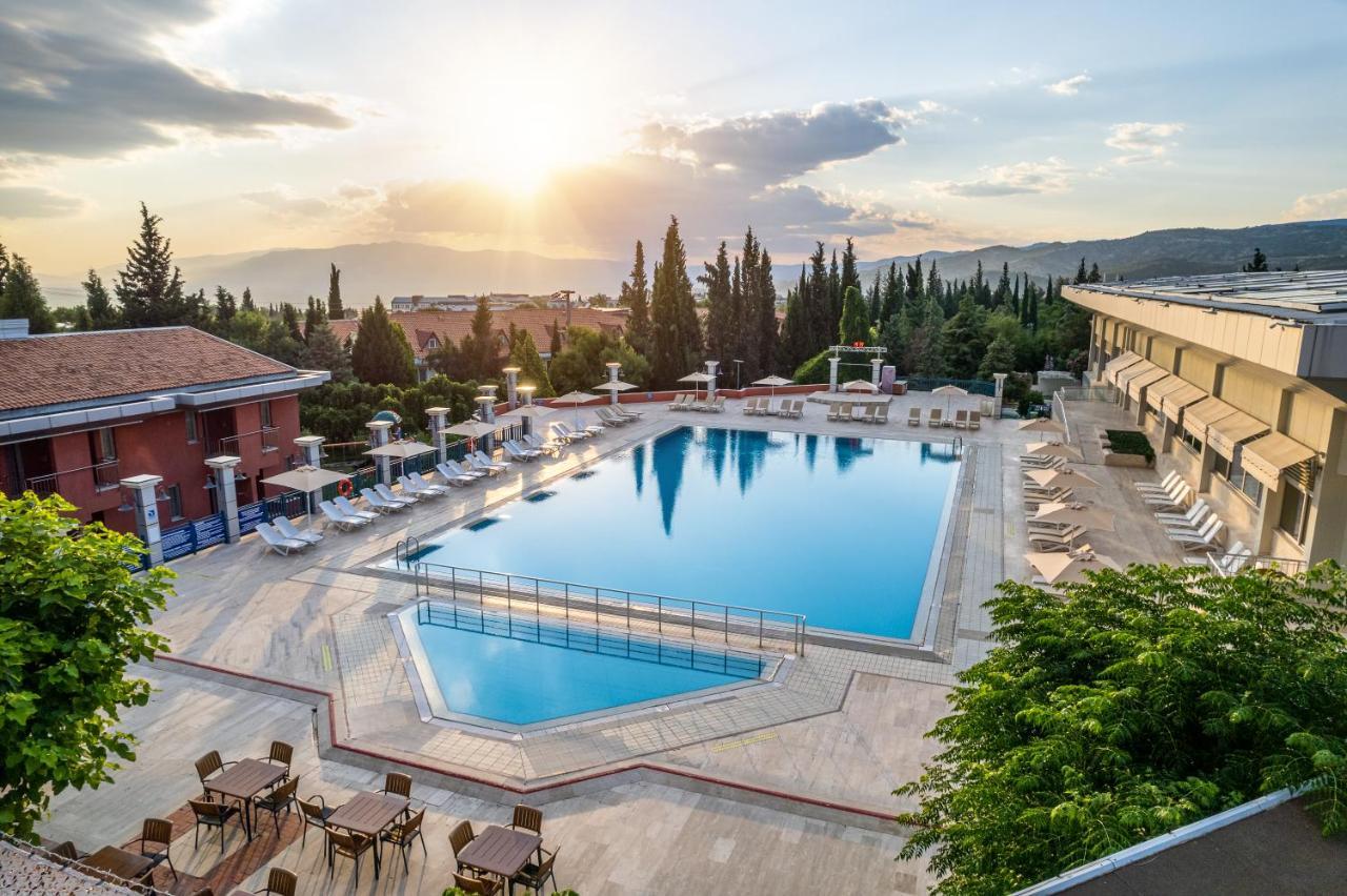 Spa Hotel Colossae Thermal Karahayit  Bagian luar foto The Dan Hotel