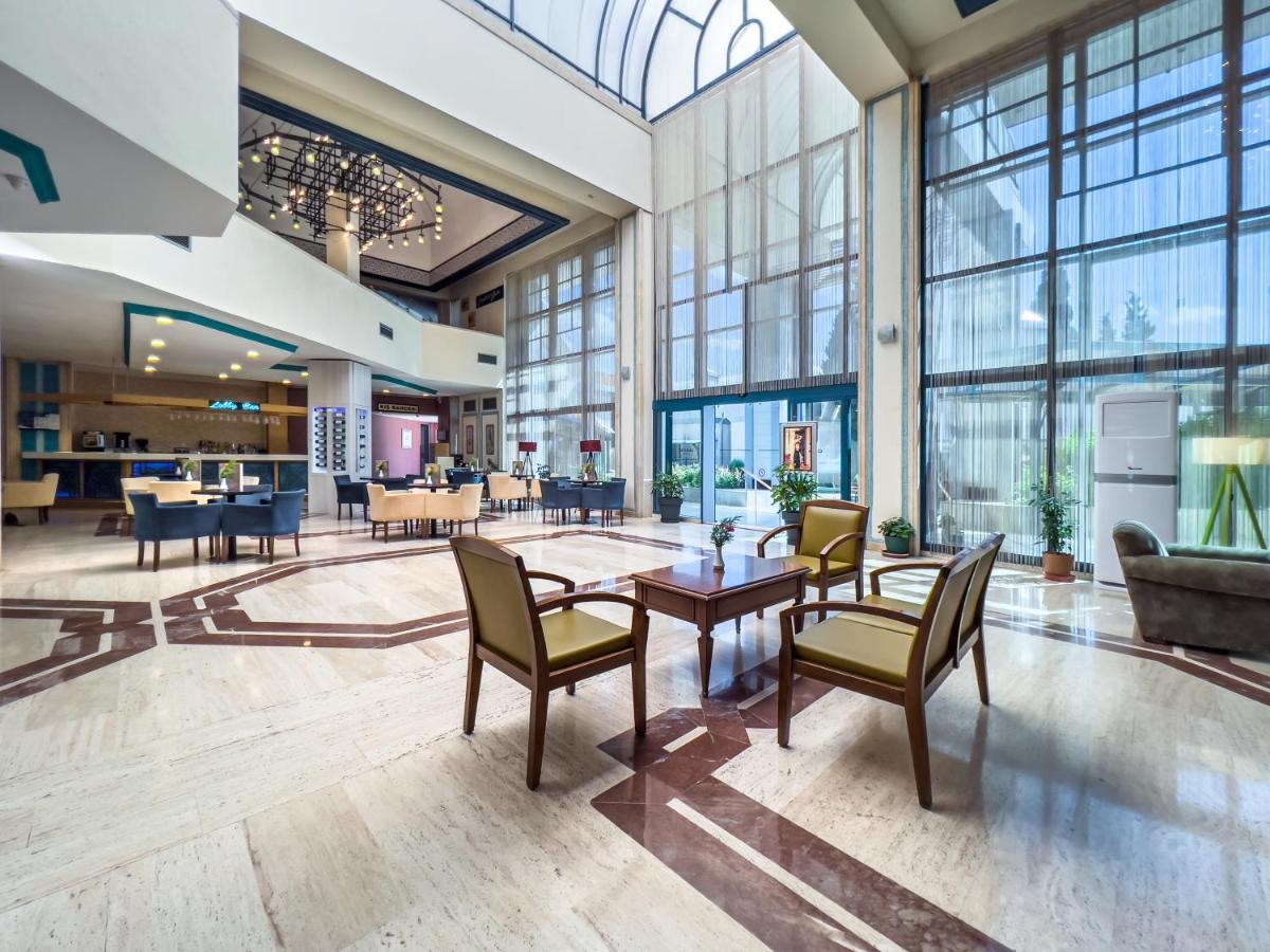 Spa Hotel Colossae Thermal Karahayit  Bagian luar foto Lobby